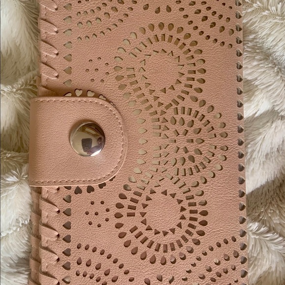 Light Pink Wallet - Picture 4 of 4